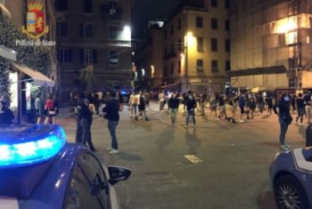 Notte di follia alla Spezia: rissa tra baby gang e testate in pieno centro