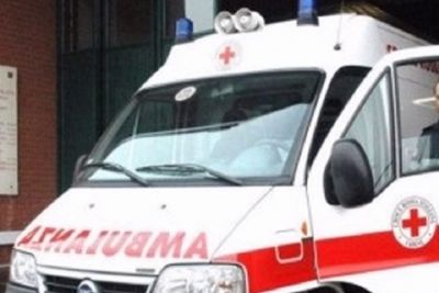 83enne precipita in un canalone, trasportato all&#039;ospedale di Massa