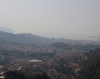 Il fumo avvolge la città, conseguenza dell&#039;incendio a Nasceto